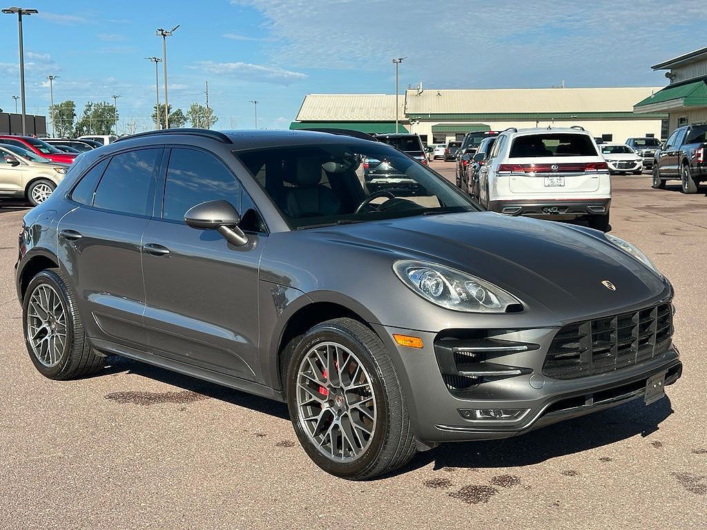 2015 Porsche Macan Turbo