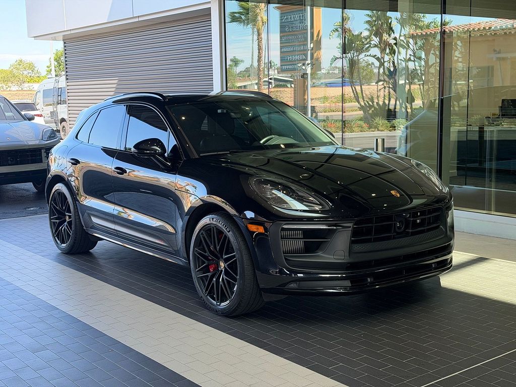 2023 Porsche Macan GTS