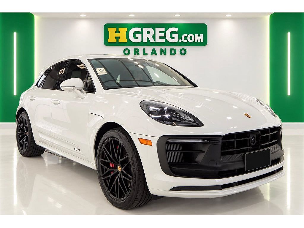 2024 Porsche Macan GTS