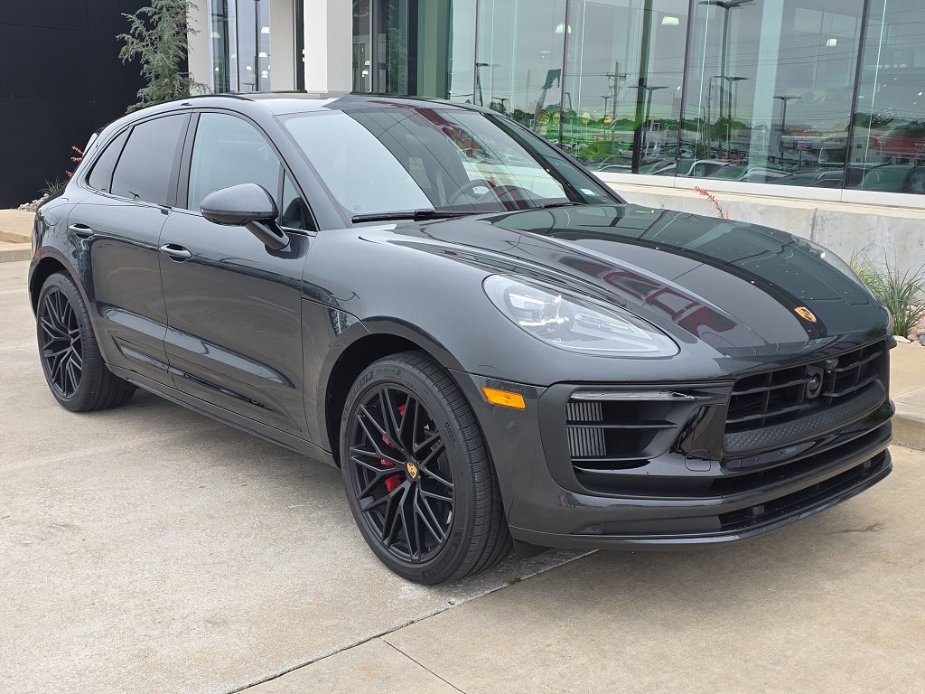 2026 Porsche Macan GTS