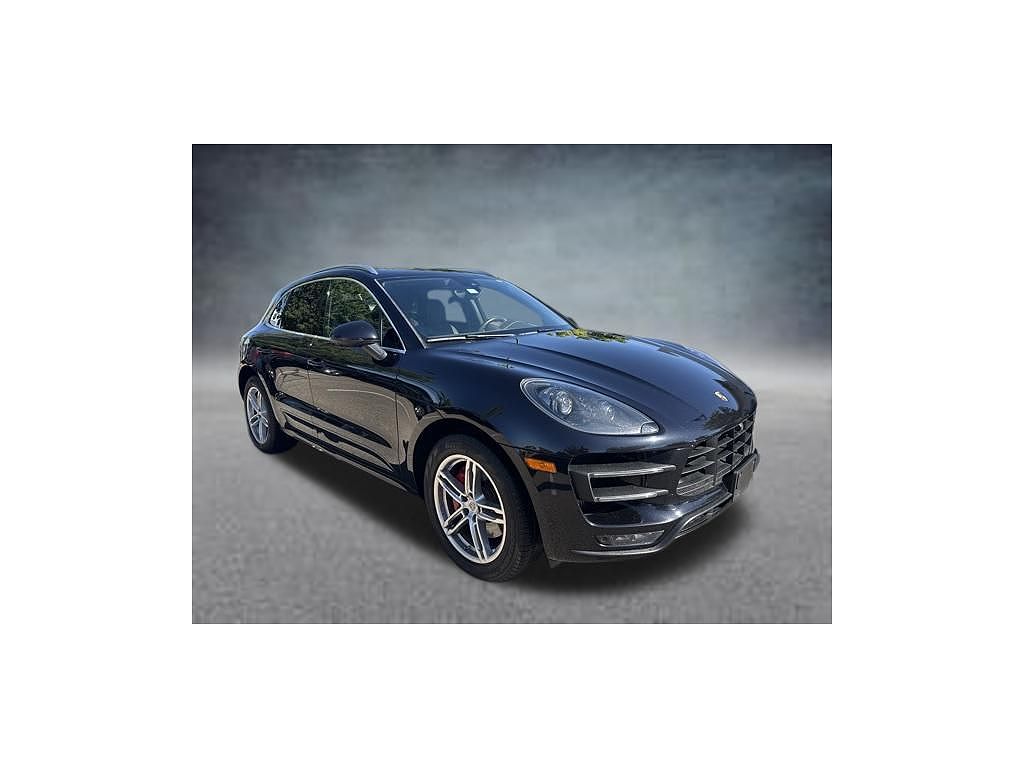 2017 Porsche Macan Turbo