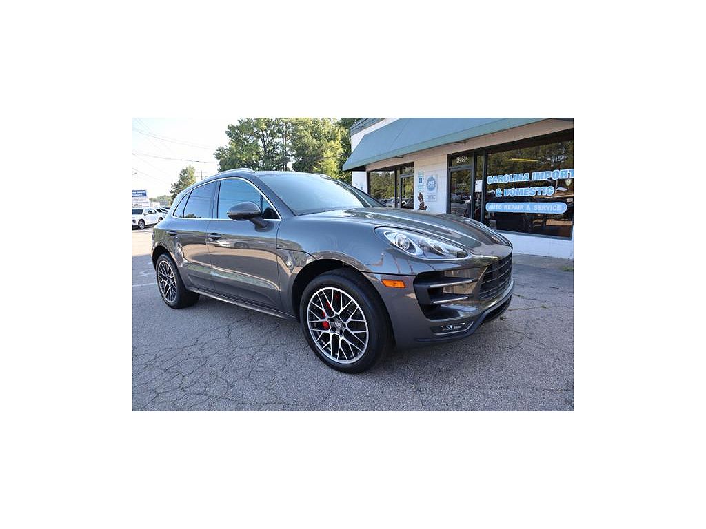 2018 Porsche Macan Turbo