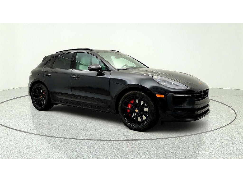 2024 Porsche Macan GTS