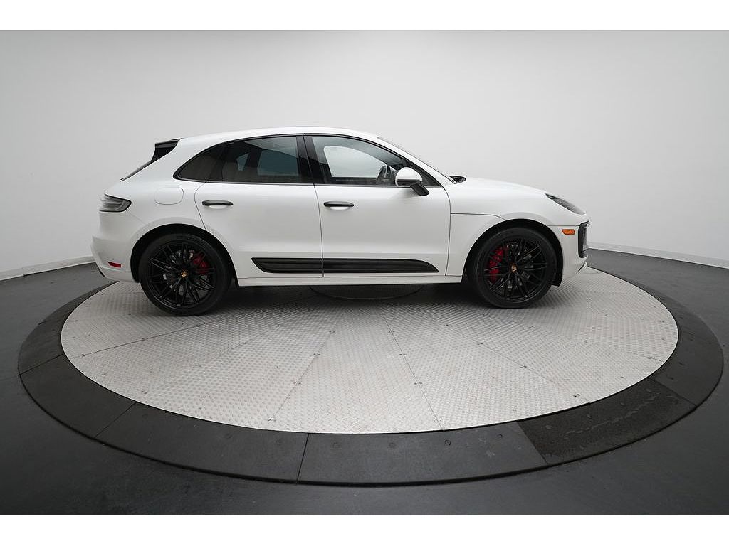 2026 Porsche Macan GTS