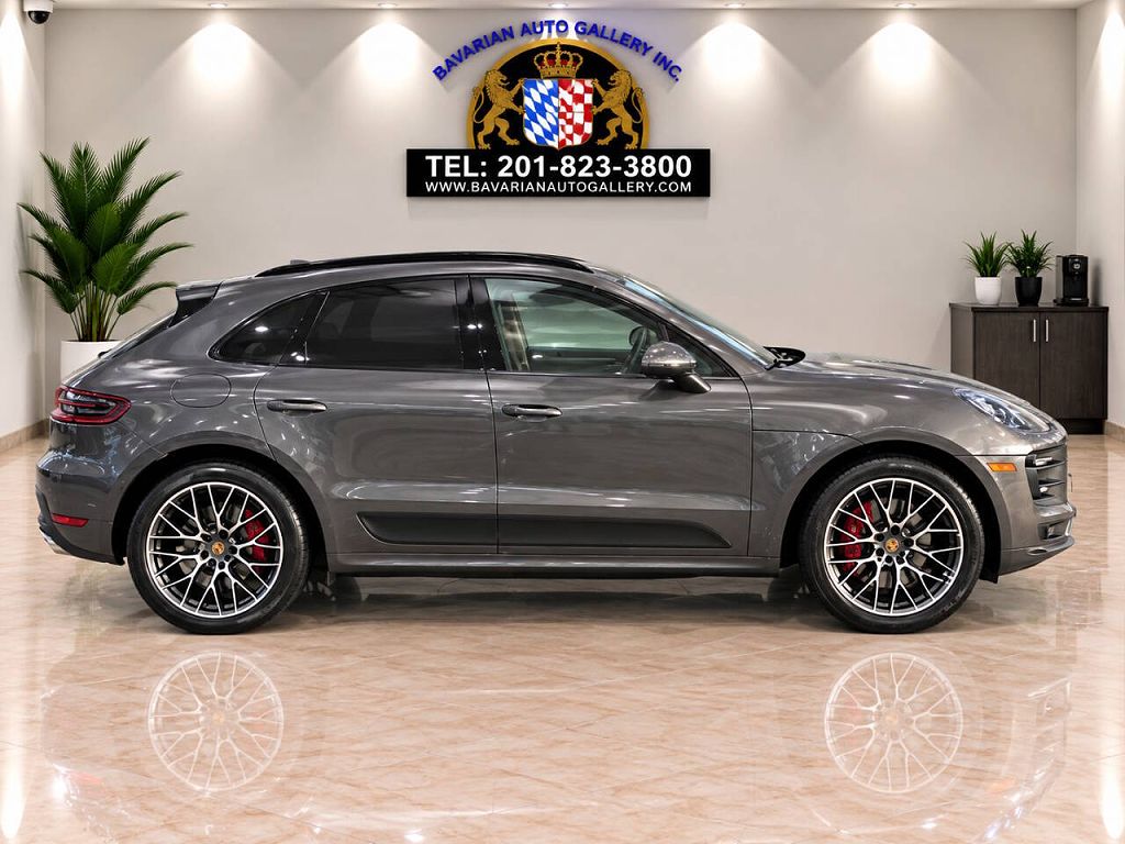 2015 Porsche Macan Turbo