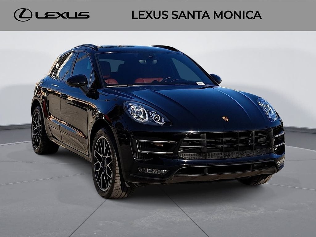 2018 Porsche Macan Turbo
