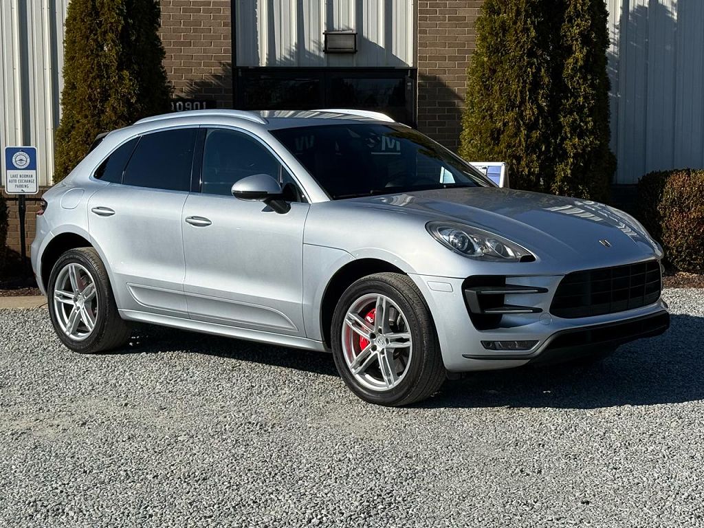 2015 Porsche Macan Turbo