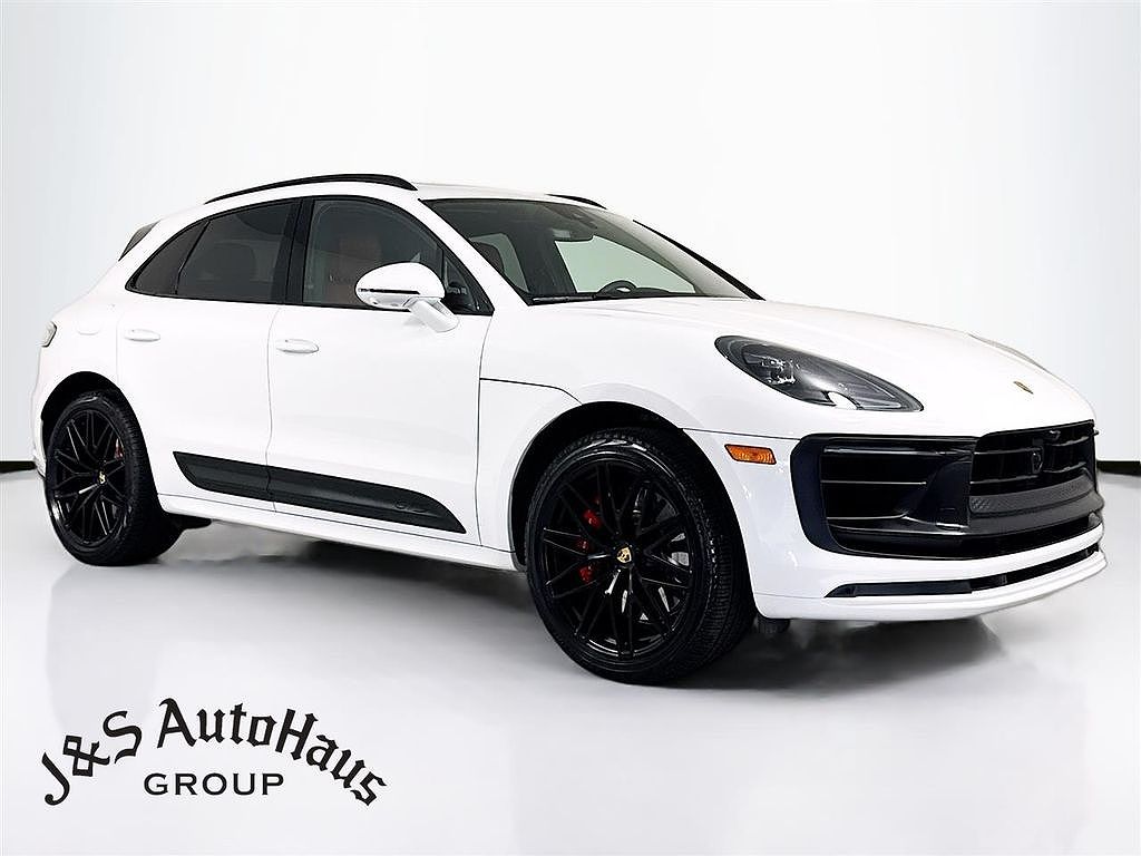 2025 Porsche Macan GTS