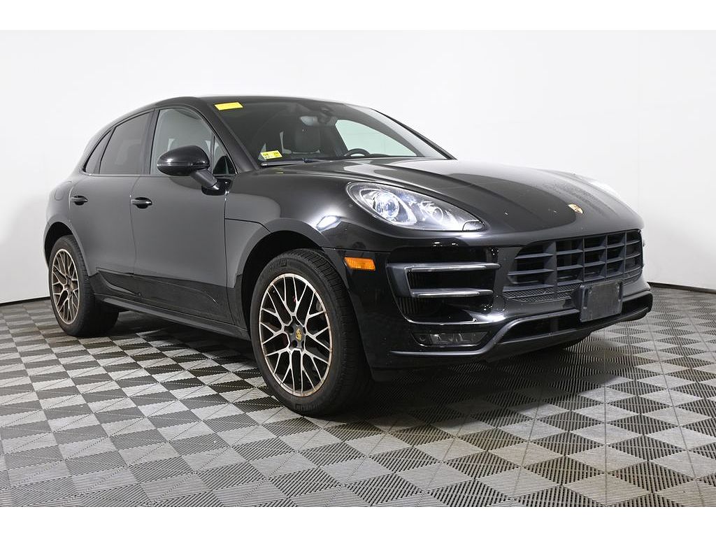 2015 Porsche Macan Turbo