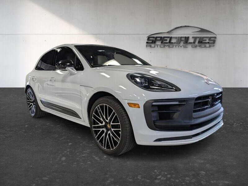 2024 Porsche Macan GTS