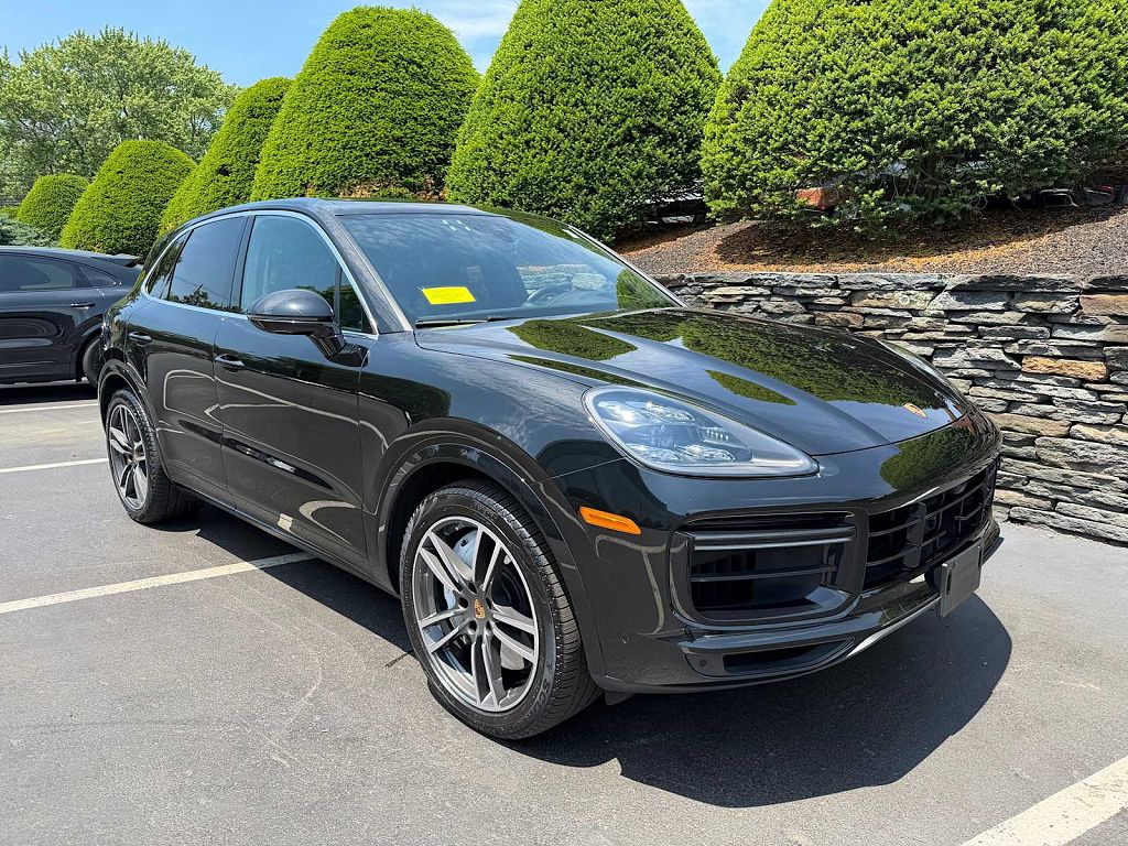 2023 Porsche Cayenne Turbo