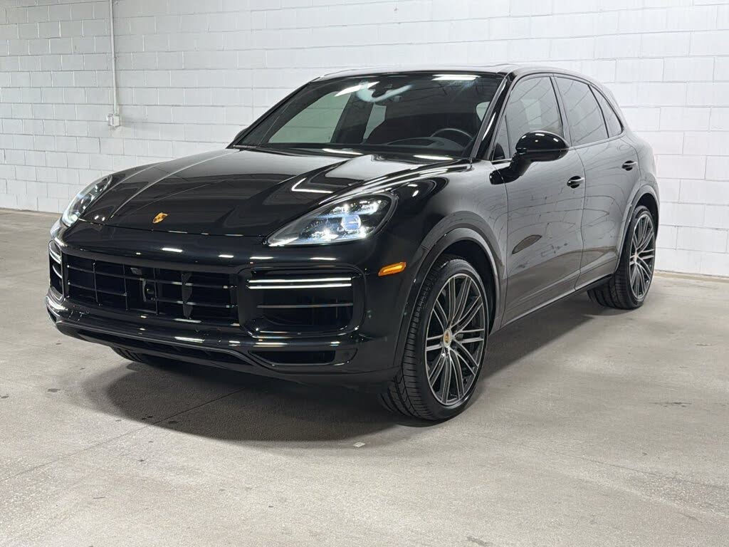 2023 Porsche Cayenne Turbo