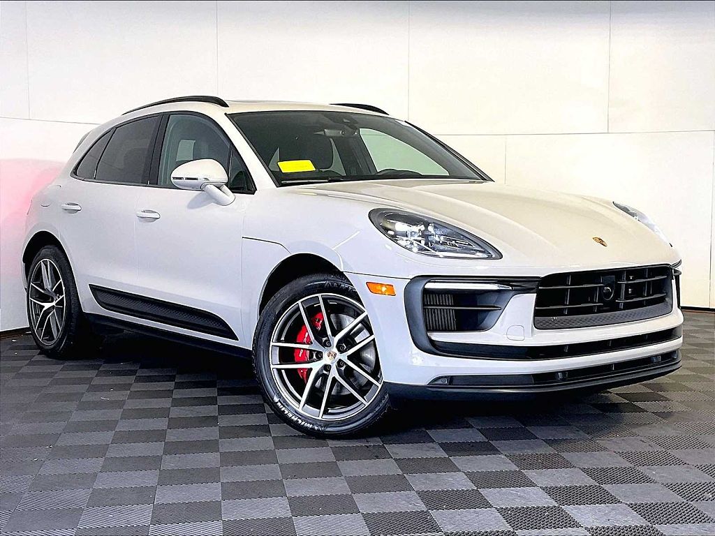 2023 Porsche Macan S