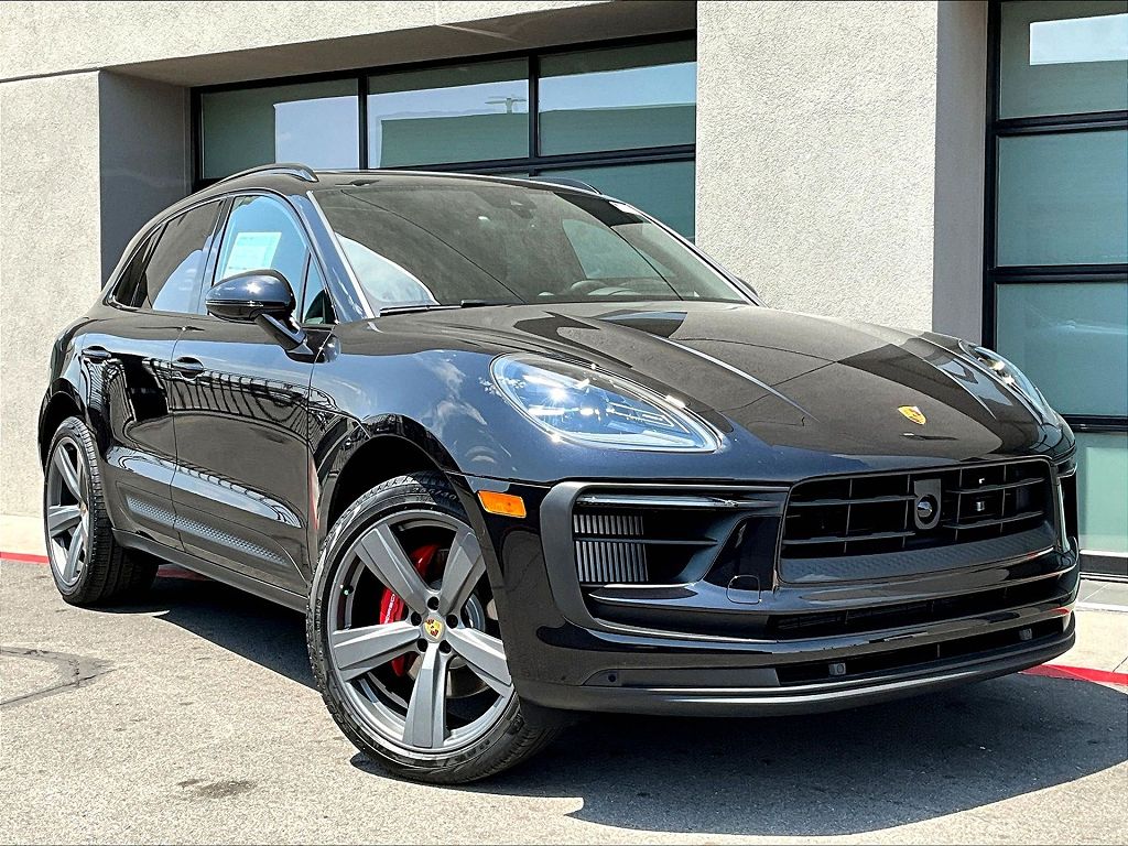 2025 Porsche Macan S
