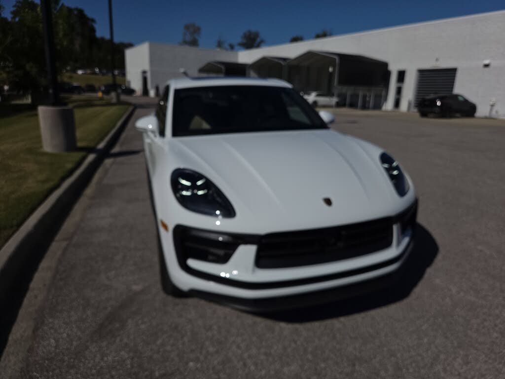 2023 Porsche Macan S
