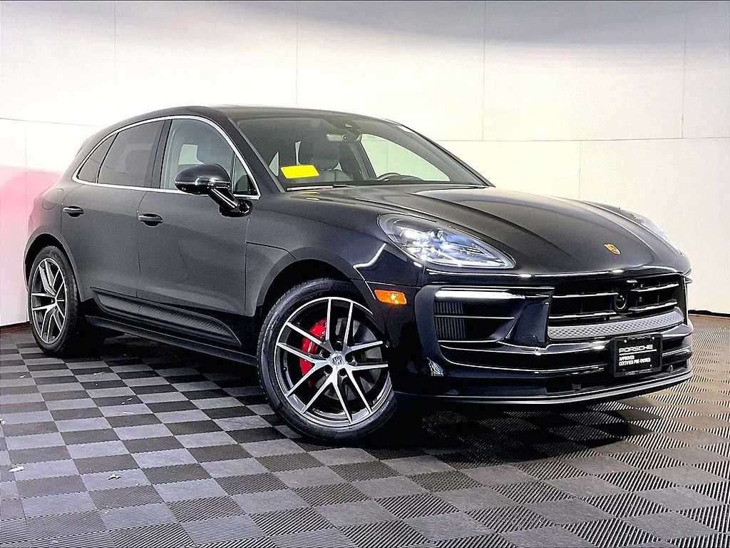 2024 Porsche Macan S