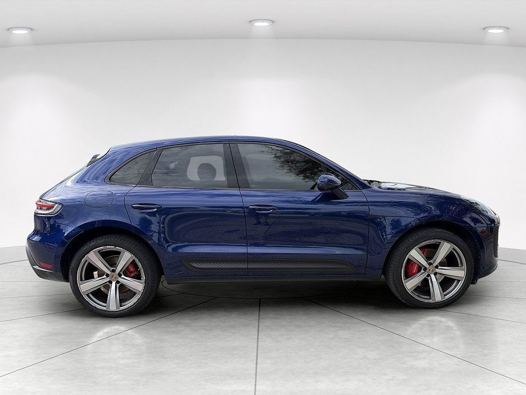 2022 Porsche Macan S