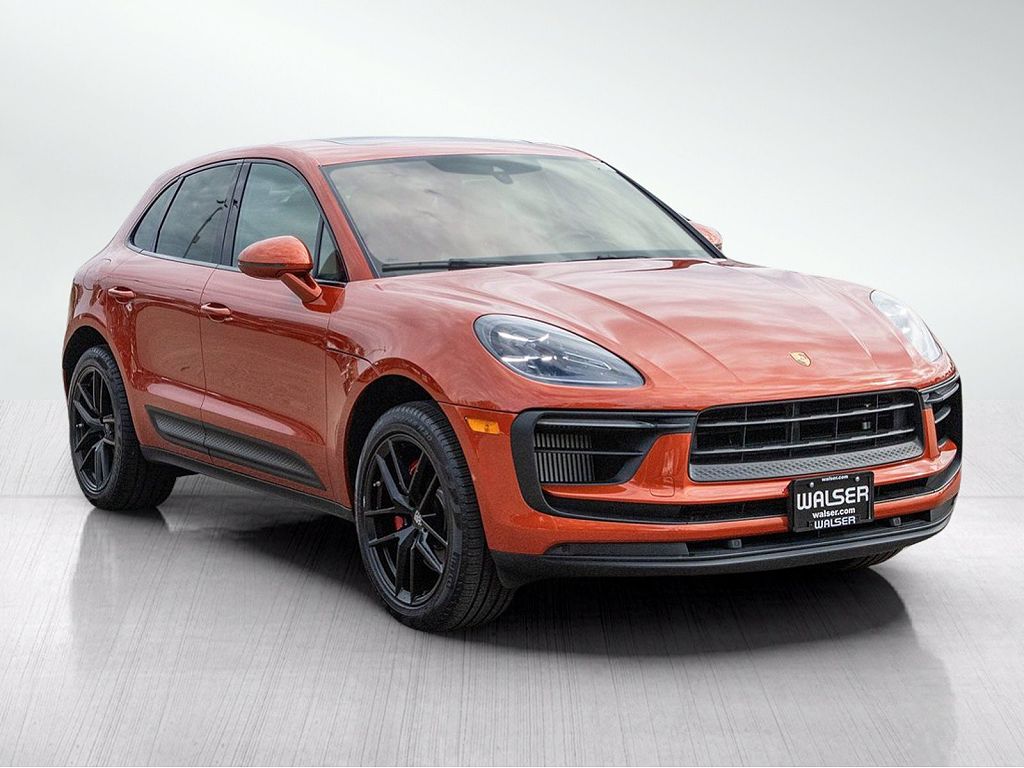 2022 Porsche Macan S