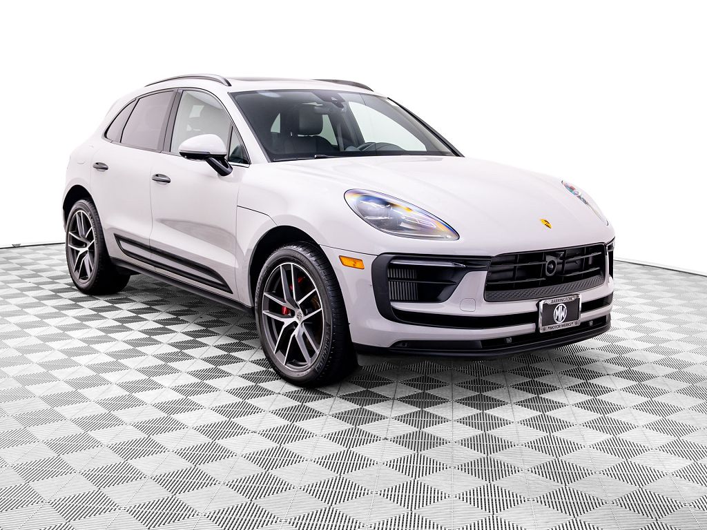2023 Porsche Macan S