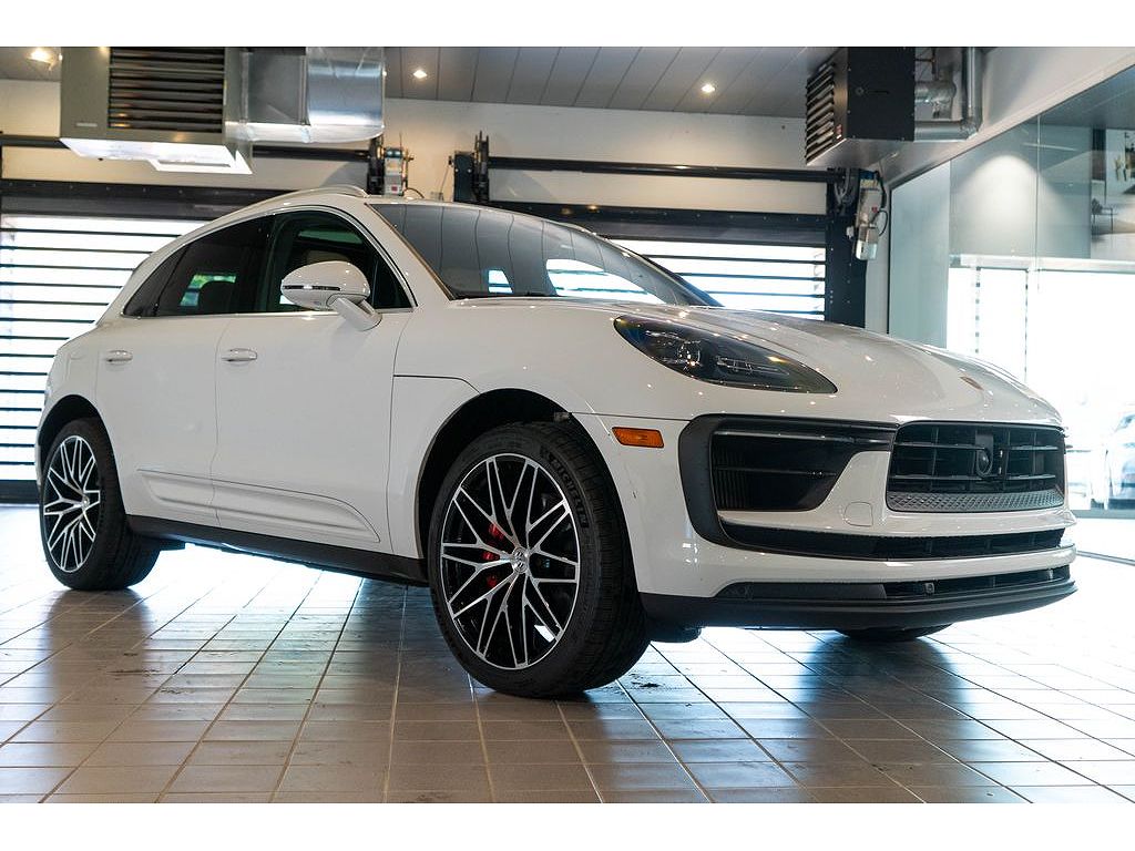 2023 Porsche Macan S