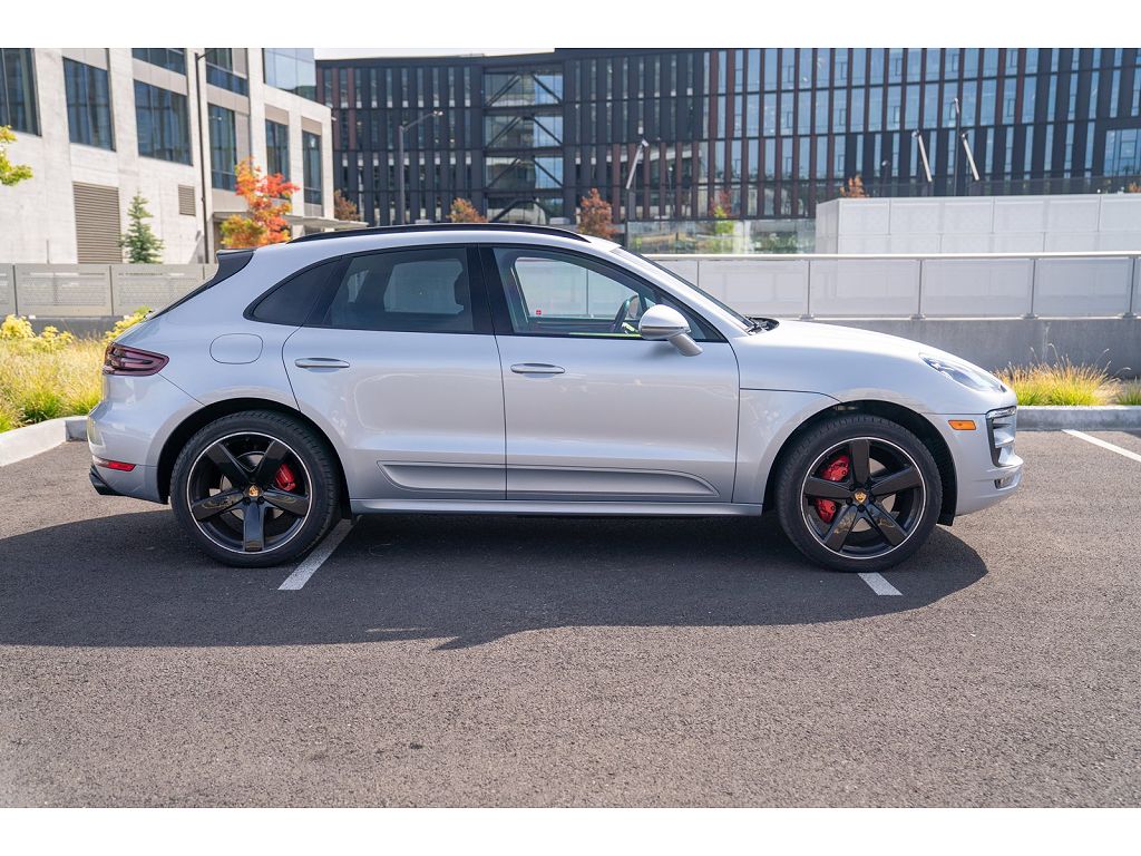 2017 Porsche Macan GTS