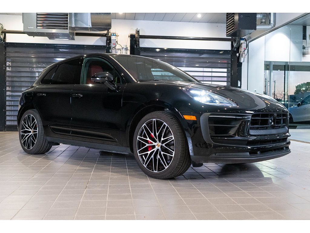 2023 Porsche Macan S
