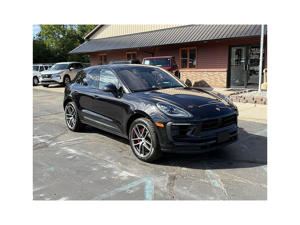 2024 Porsche Macan S