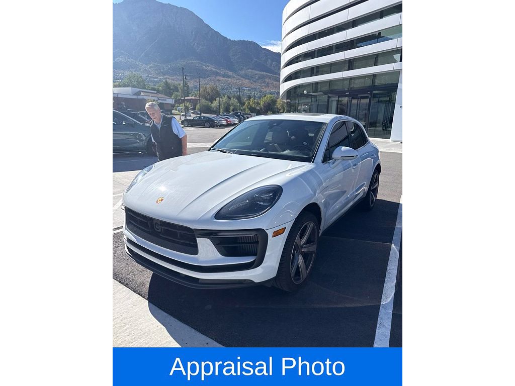 2023 Porsche Macan S