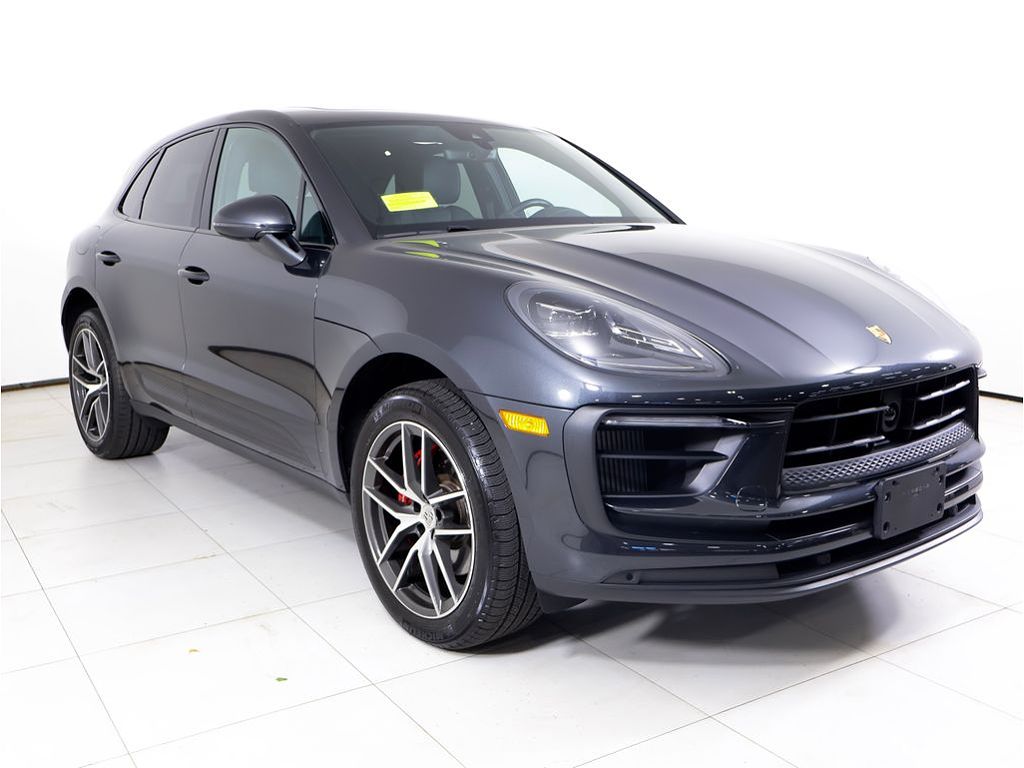 2026 Porsche Macan S