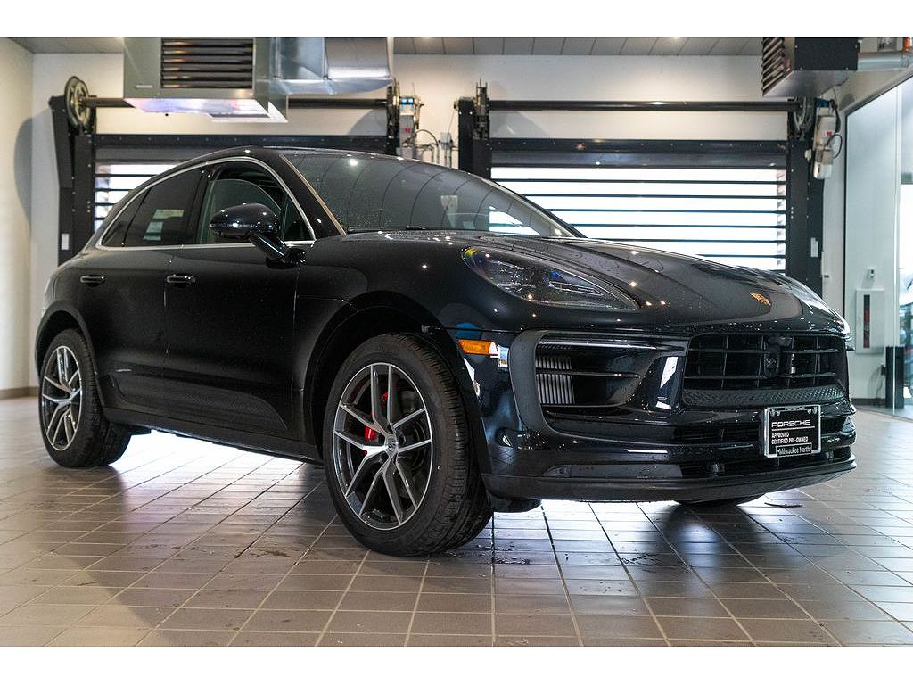 2026 Porsche Macan S