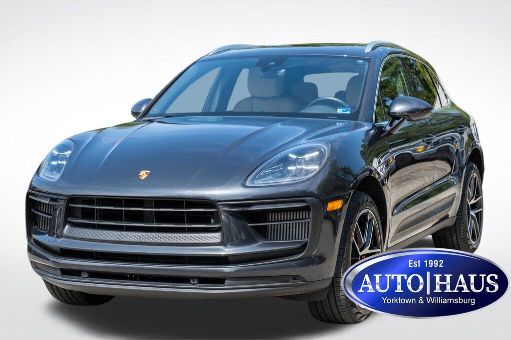 2022 Porsche Macan S