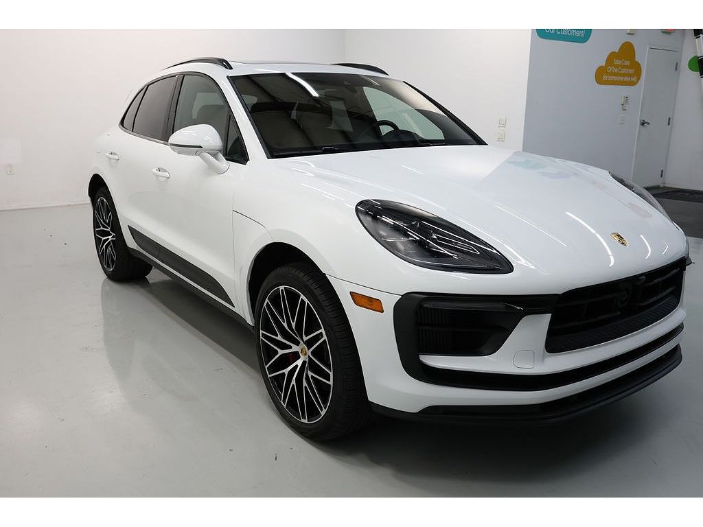2025 Porsche Macan S