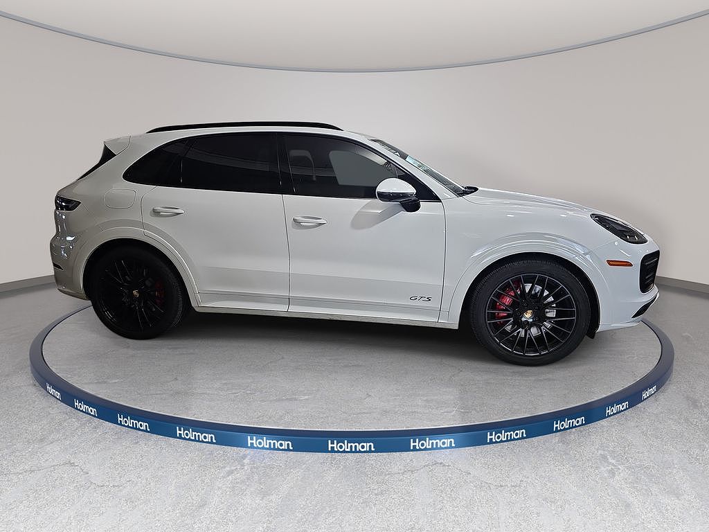 2021 Porsche Cayenne GTS