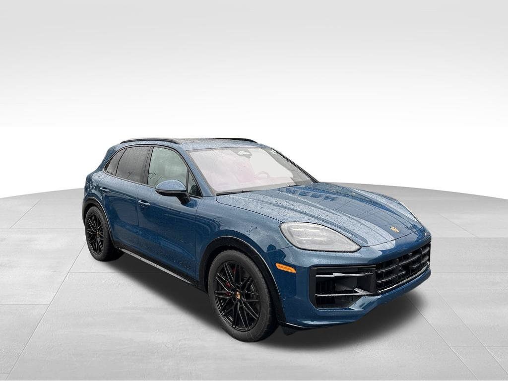 2026 Porsche Cayenne GTS