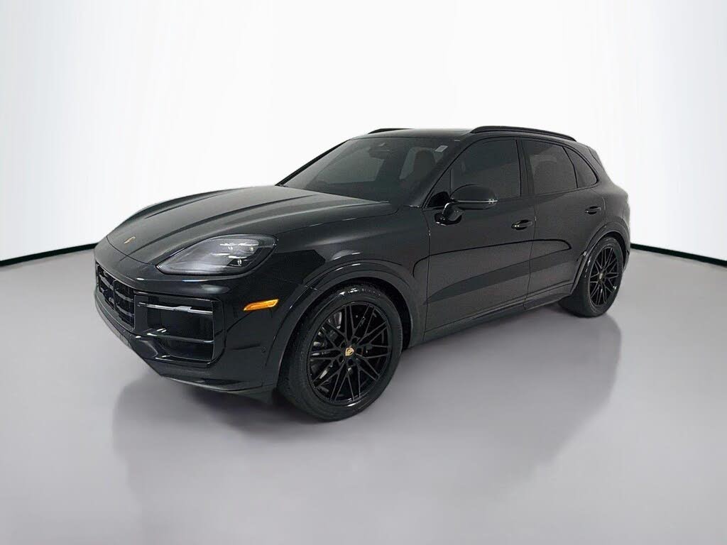 2025 Porsche Cayenne GTS