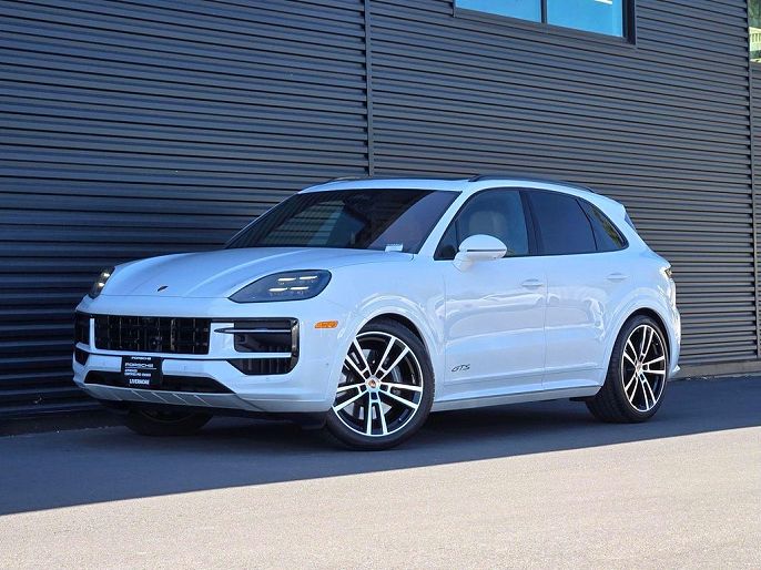 2026 Porsche Cayenne GTS