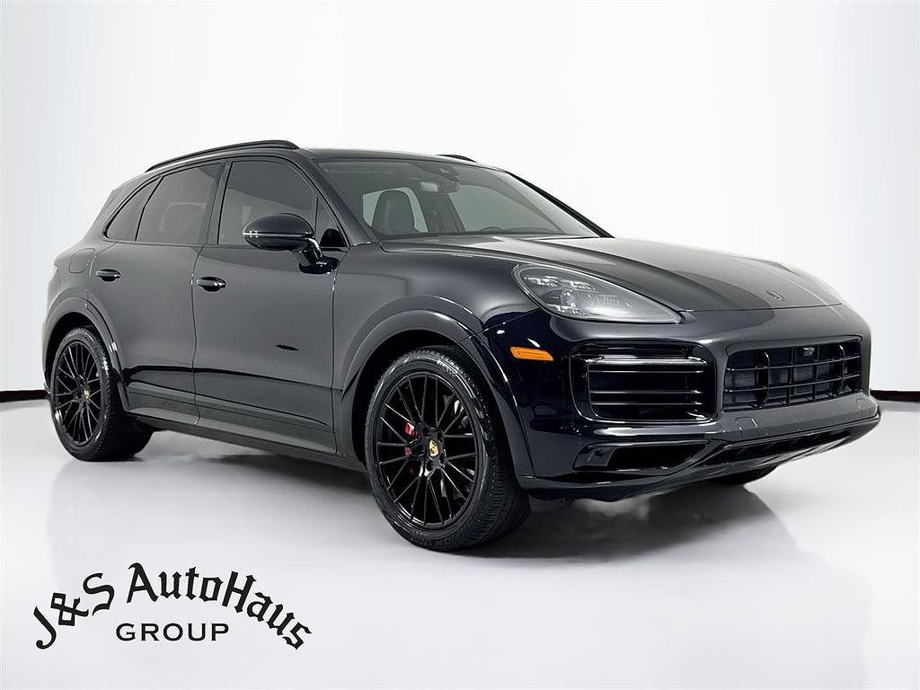 2021 Porsche Cayenne GTS