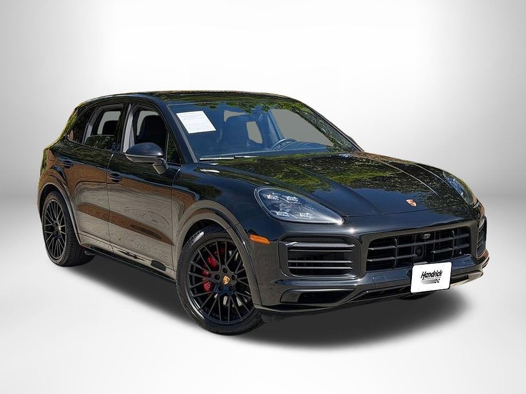 2023 Porsche Cayenne GTS