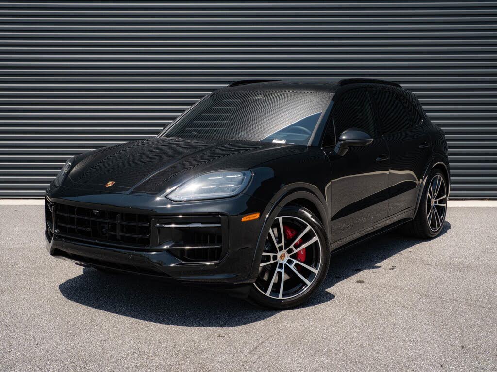 2026 Porsche Cayenne GTS