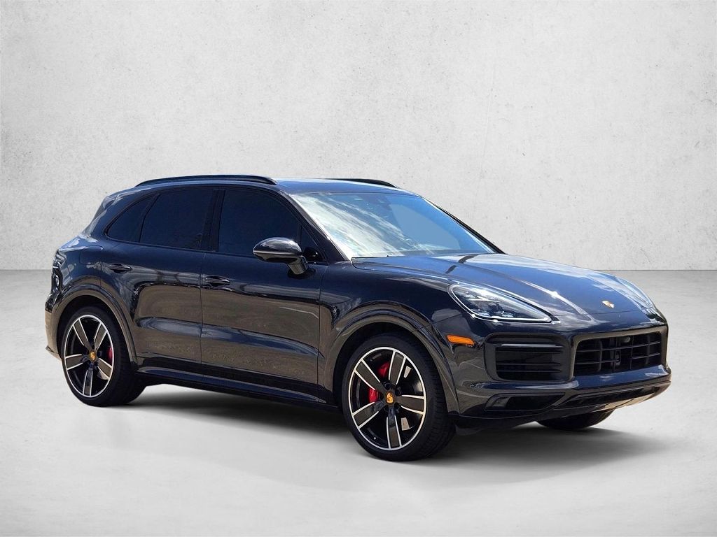 2021 Porsche Cayenne GTS