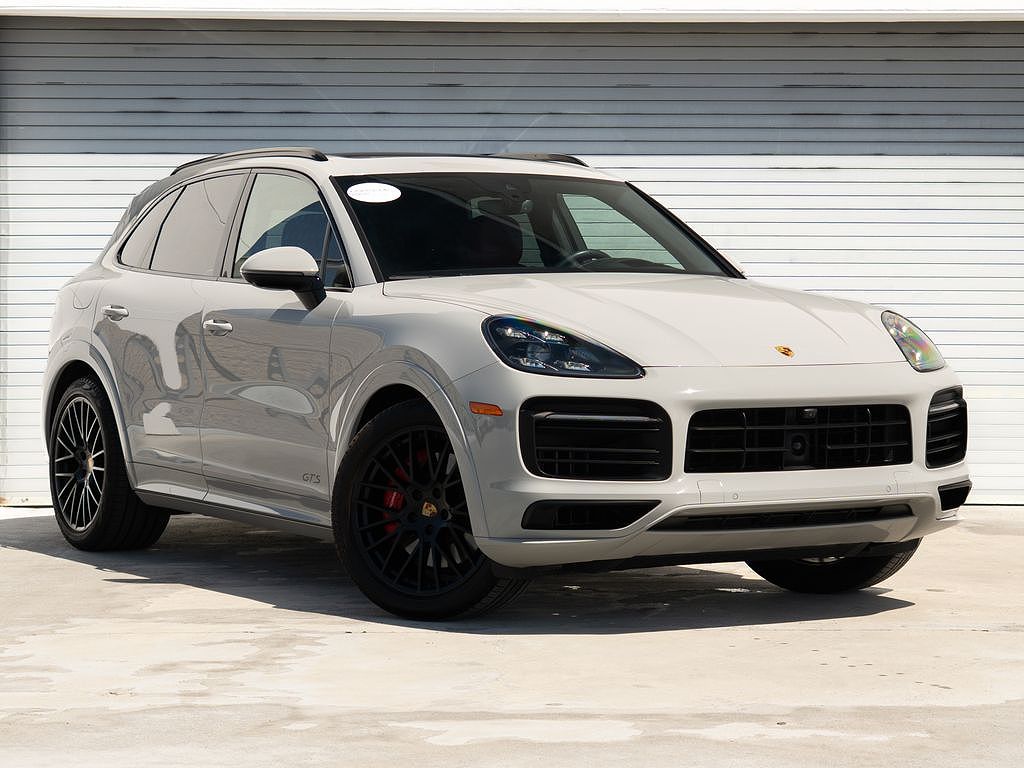 2023 Porsche Cayenne GTS