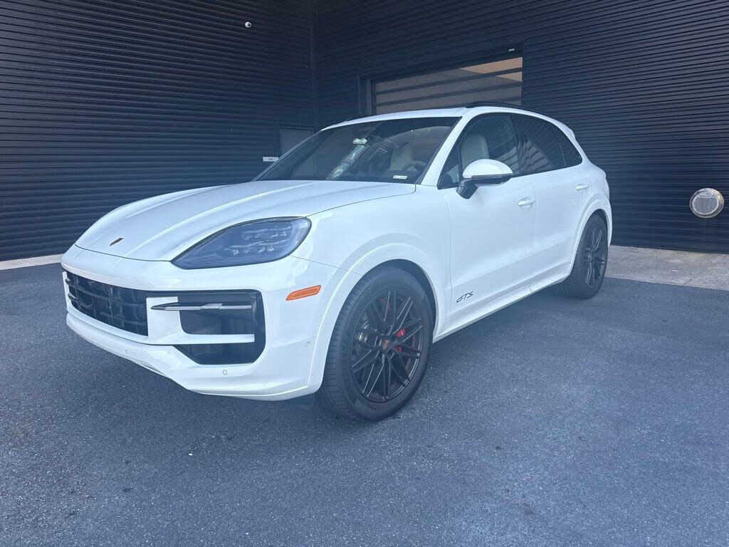 2026 Porsche Cayenne GTS
