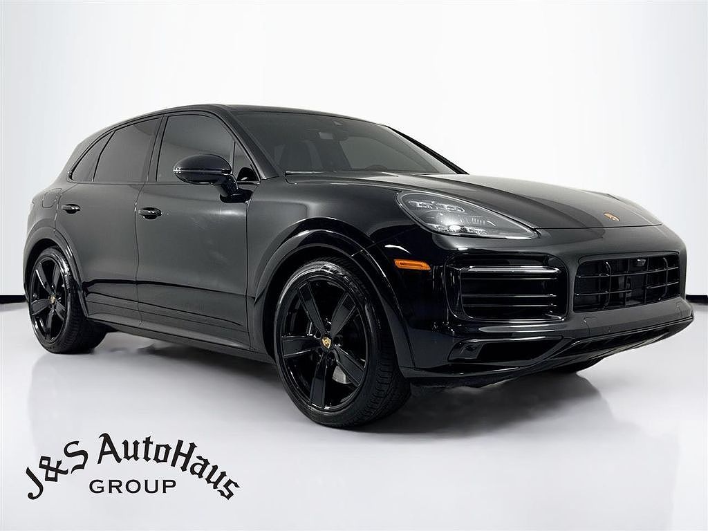 2023 Porsche Cayenne GTS