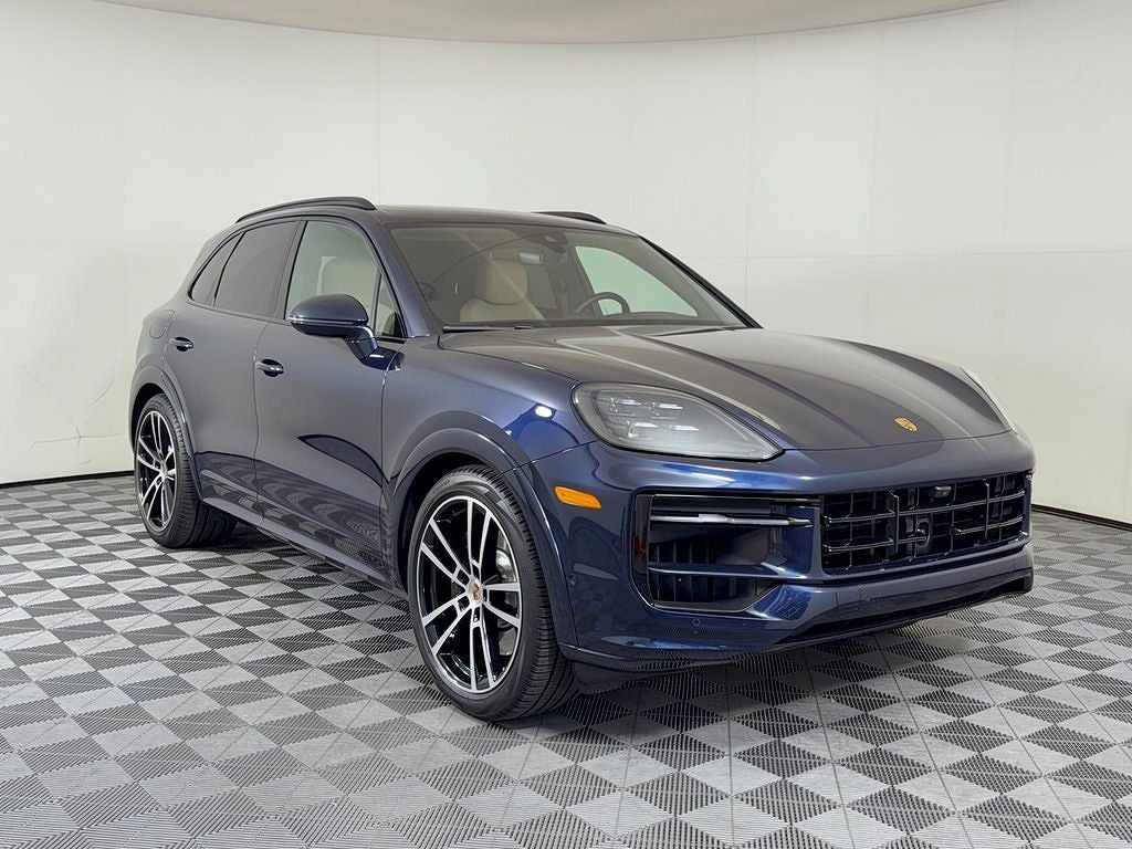 2026 Porsche Cayenne GTS