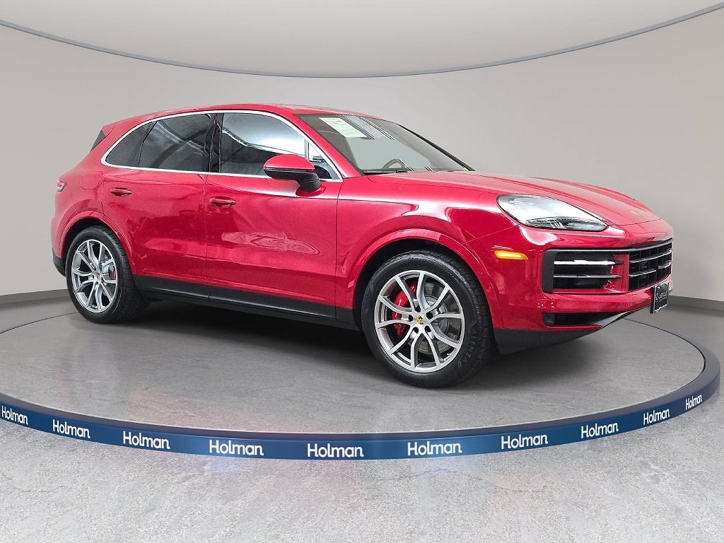 2024 Porsche Cayenne S