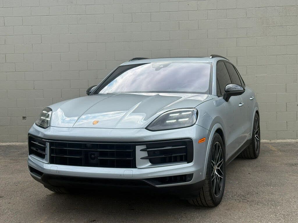 2024 Porsche Cayenne S