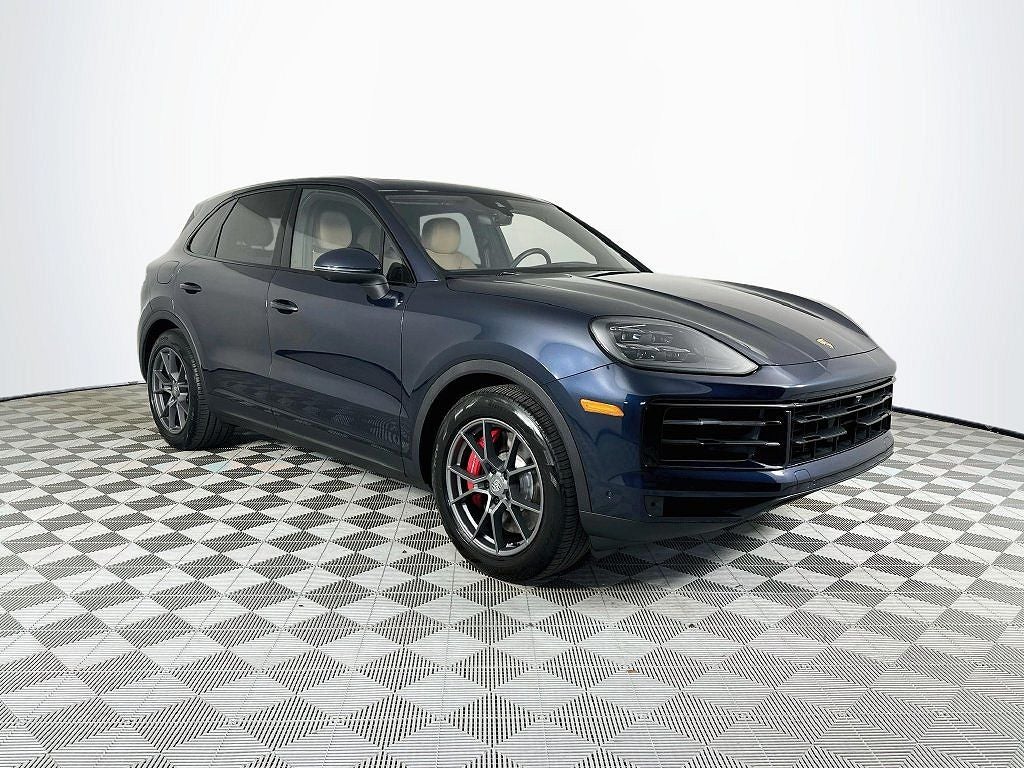 2024 Porsche Cayenne S