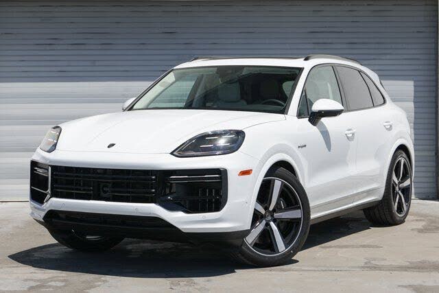 2025 Porsche Cayenne Turbo E-Hybrid