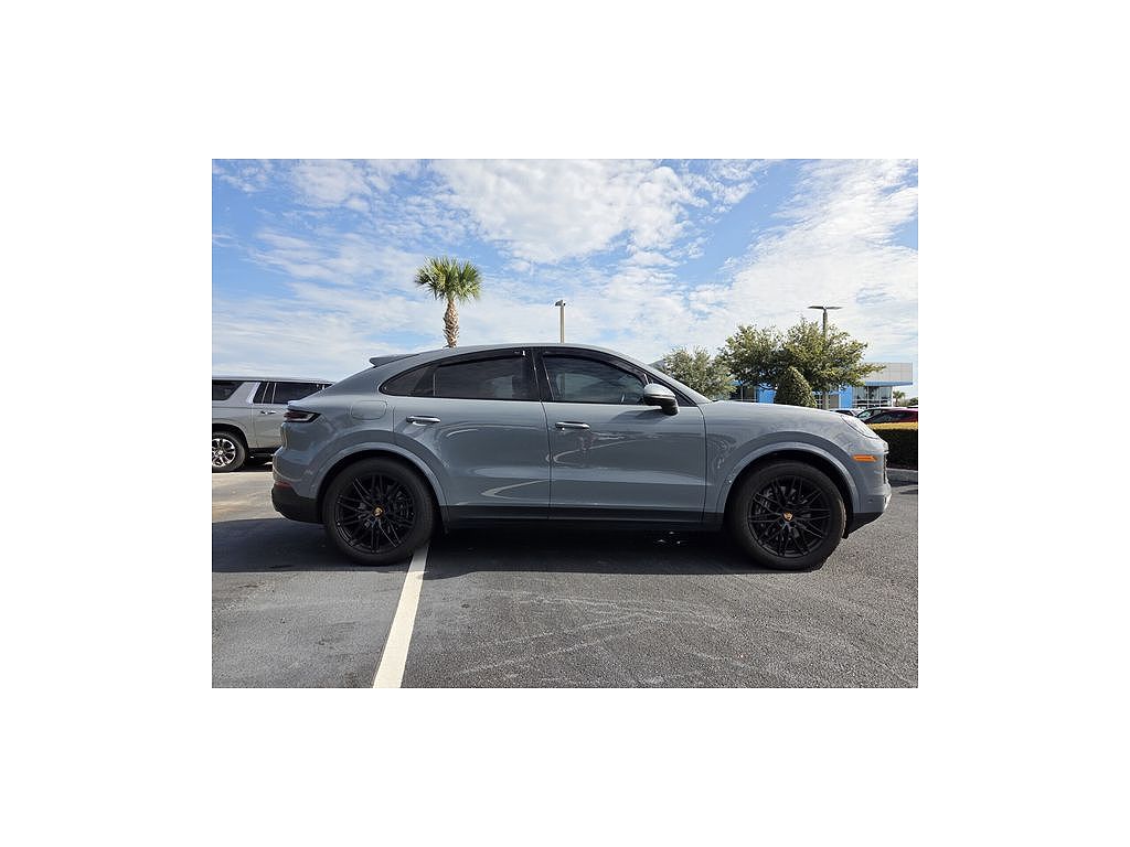 2024 Porsche Cayenne