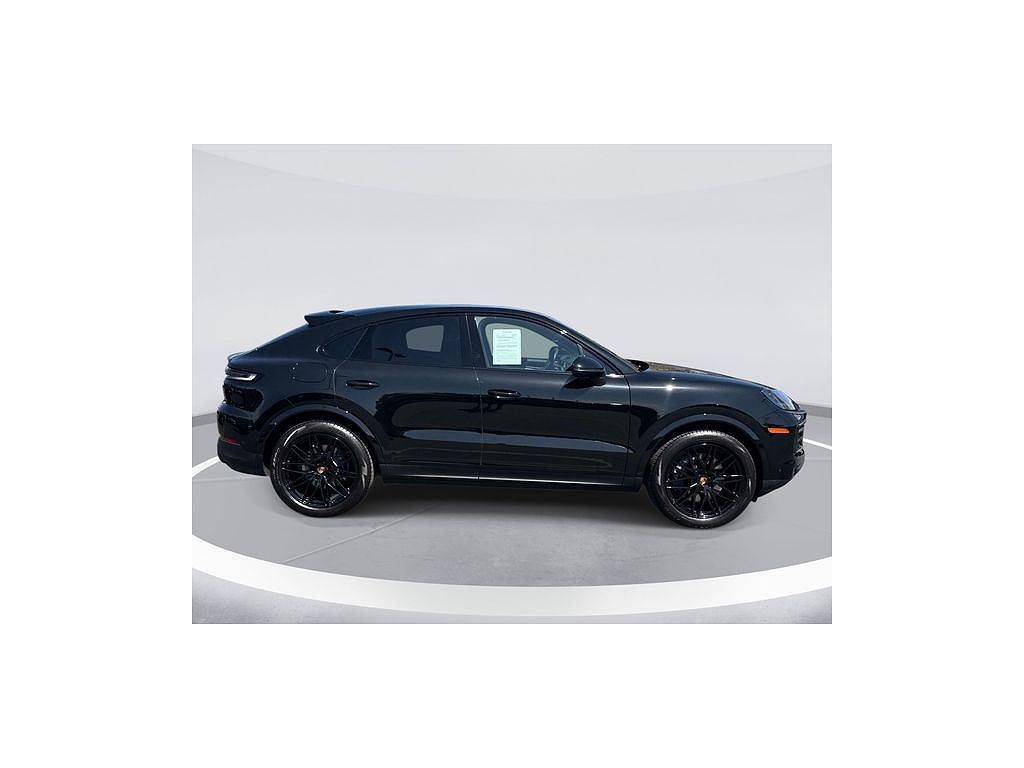 2025 Porsche Cayenne Coupe
